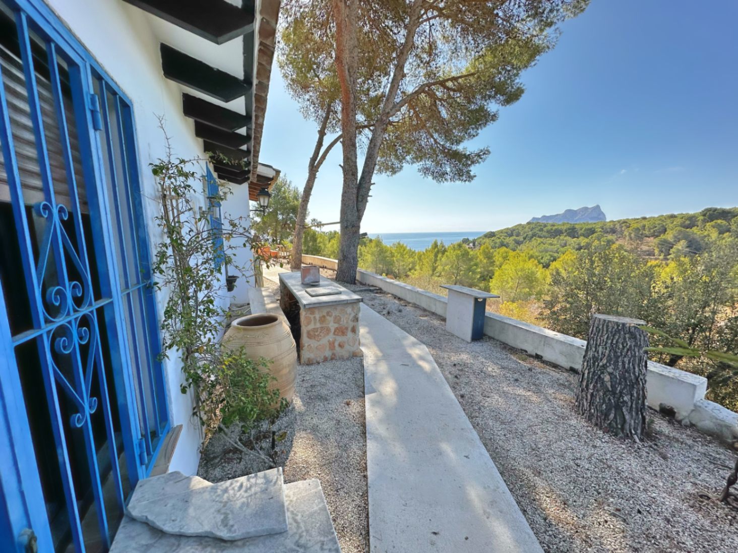 Charming 5 bedroom Finca with sea view for sale in Benissa