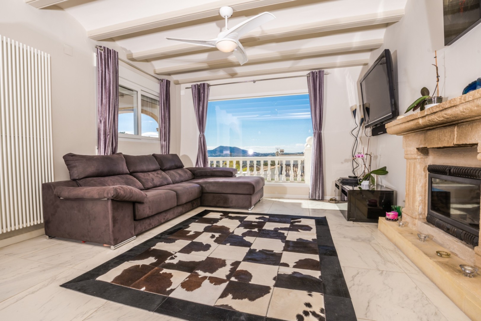 Prachtige villa met 6 slaapkamers te koop in Montgo in Javea