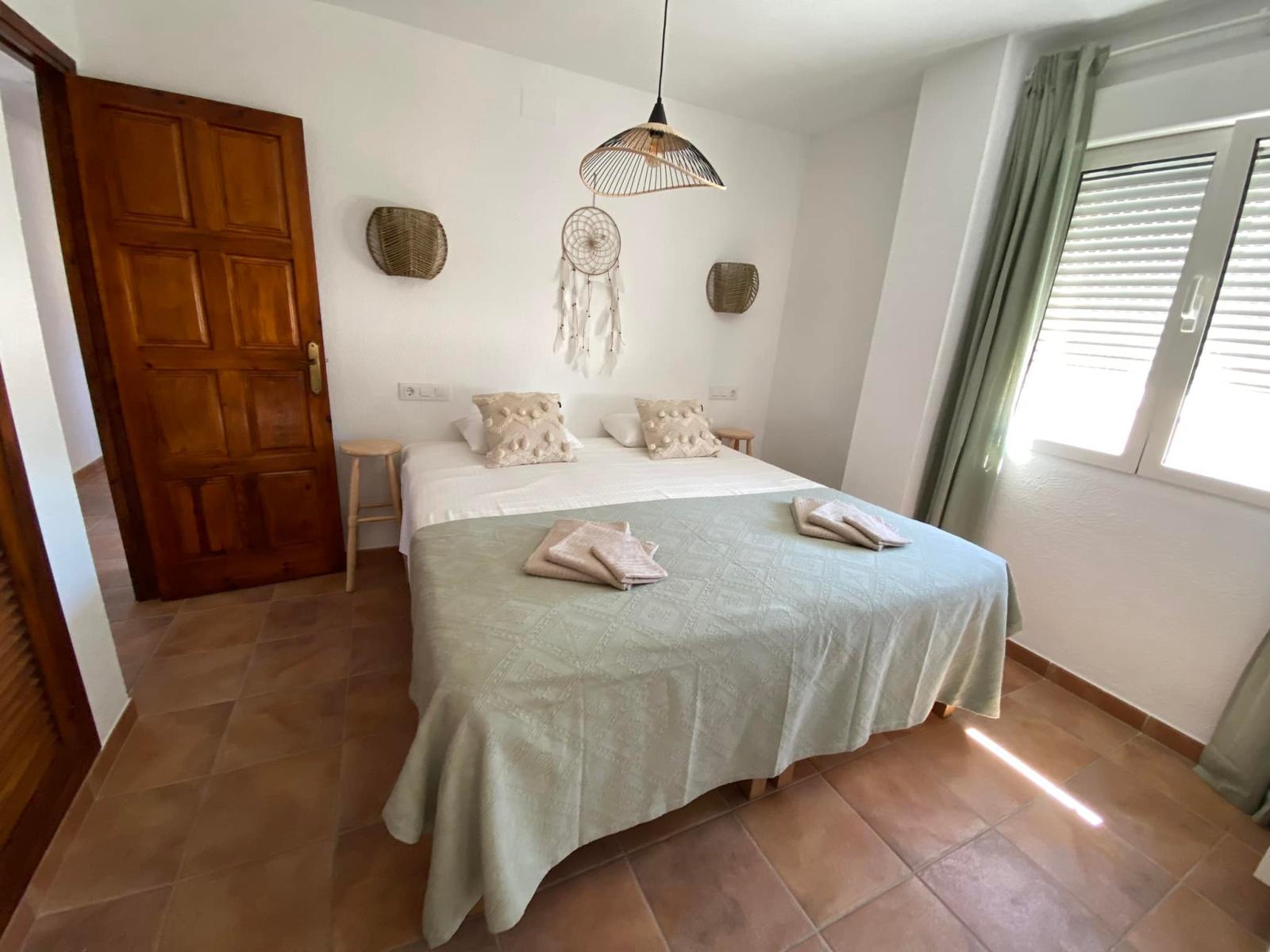 Prachtig gerenoveerd appartement met 3 slaapkamers te koop in Javea Arenal